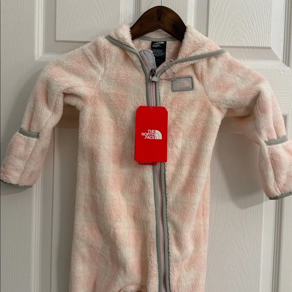 The North Face Campshire Pink White‎ Plaid Baby Fleece One Peice Onsie 18-24 M